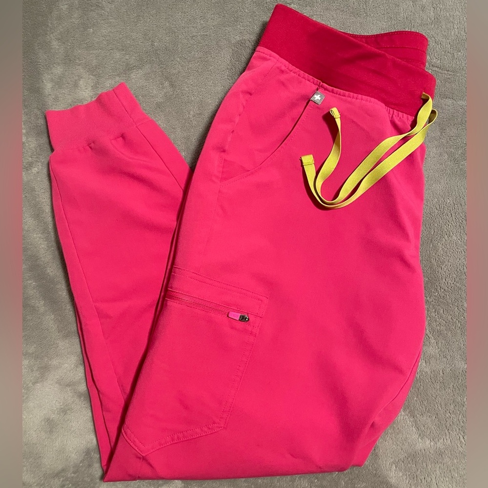 Figs women’s jogger scrub bottoms